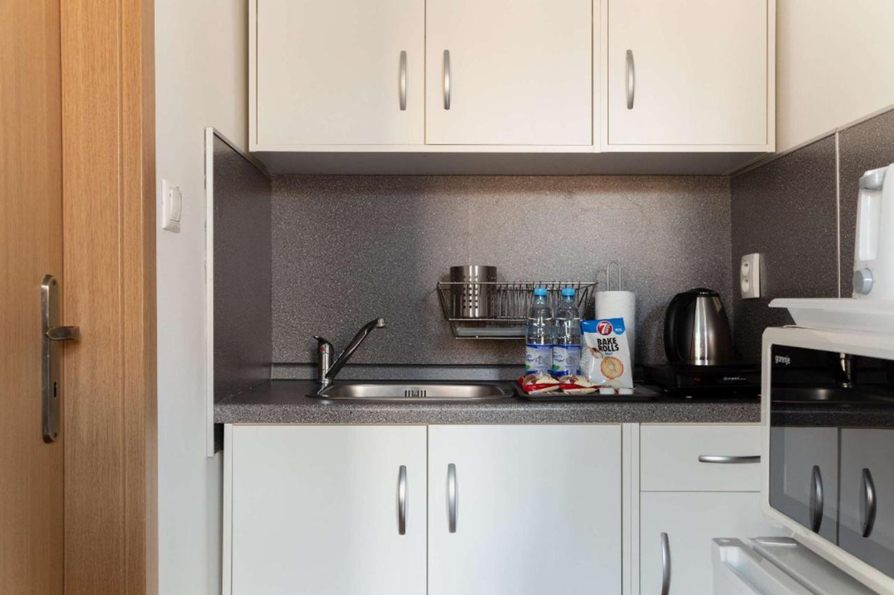 Jonas Apartments - Great Location Near Bratislava City Center エクステリア 写真