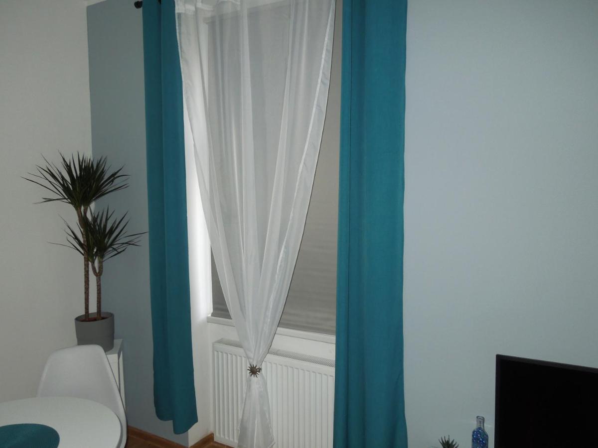 Jonas Apartments - Great Location Near Bratislava City Center エクステリア 写真