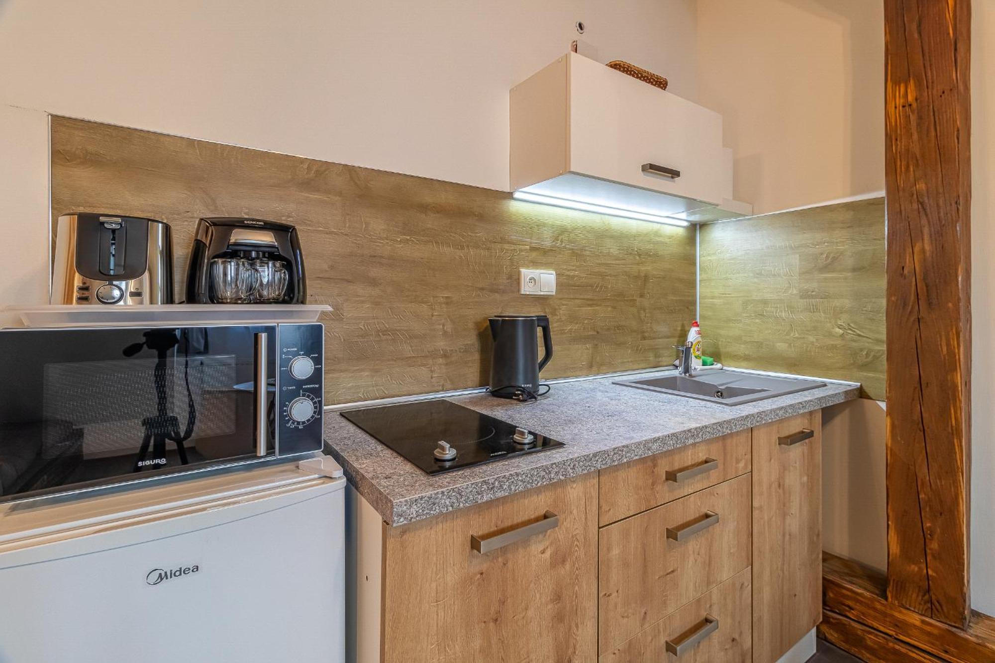 Jonas Apartments - Great Location Near Bratislava City Center エクステリア 写真